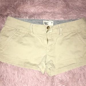 American eagle khaki shorts